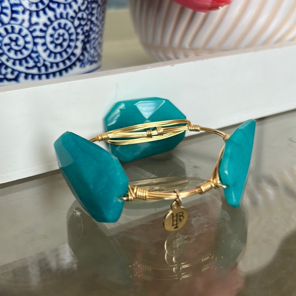 Bourbon & Boweties bangle bracelet